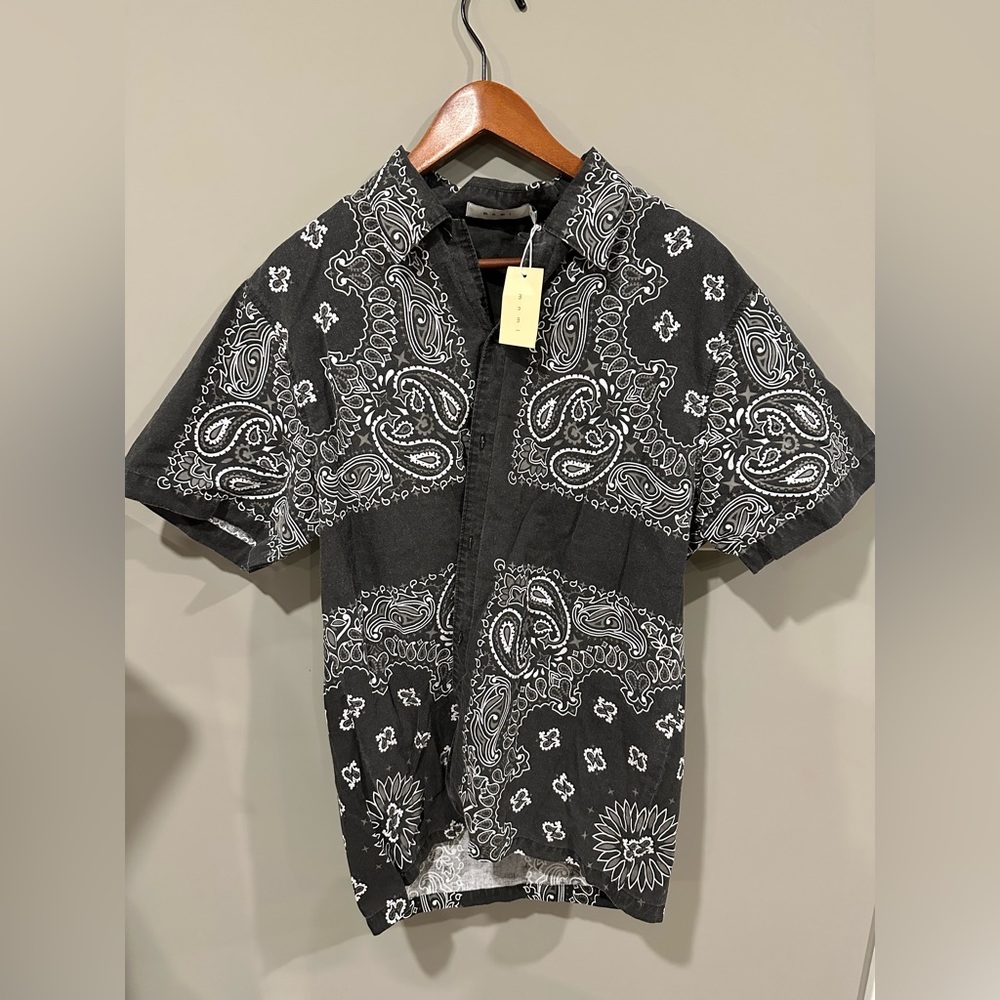 Mnml button up shirt
